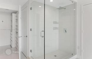 2-bedroom apartments in condo 103 m² in Edgewater (Florida) for $875,000