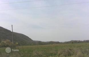 Land plot 11,484 m² in Bata for 214,000 €