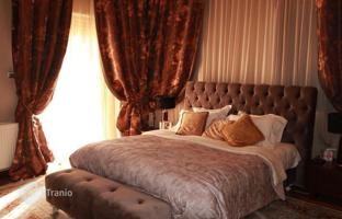 6-bedroom cottage 250 m² in Tala for 1,600,000 €
