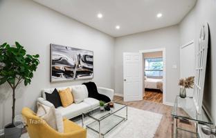 9-bedroom townhouse in Old Toronto for C$1,648,000