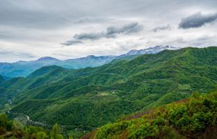 Land plot 110,000 m² in Kolašin for 2,287,000 €