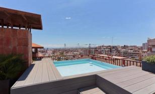 Exclusive penthouse with a private pool in Sarria Sant Gervasi, Barcelona, Spain for 1,050,000 €