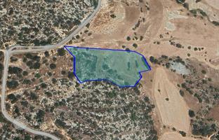 Land plot 10,054 m² in Agios Tychonas for 1,000,000 €