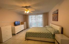 Condo – Hallandale Beach, Florida, USA for $279,000
