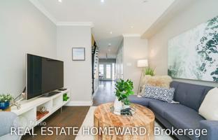 9-bedroom townhouse in Old Toronto for C$1,418,000