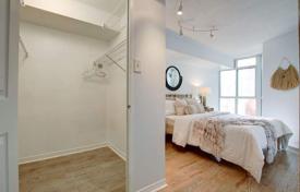 Apartment – King Street, Old Toronto, Toronto,  Ontario,   Canada for C$882,000