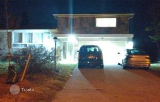 8-bedroom house in Scarborough for C$1,919,000