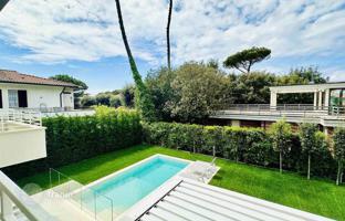 4-bedroom villa 200 m² in Pietrasanta for 2,700,000 €