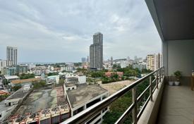 Apartment – Pattaya, Chonburi, Thailand for $84,000