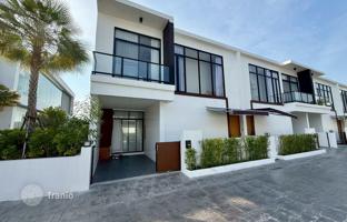 3-bedroom villa 154 m² in Pattaya for $218,000