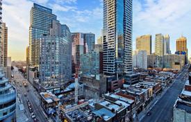 Apartment – Yonge Street, Toronto, Ontario,  Canada for C$771,000