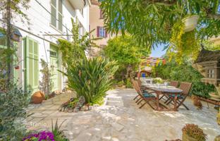 2-bedroom apartment in Cannes for 1,100,000 €