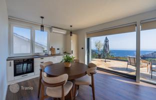 8-bedroom house 300 m² in Markovići for 990,000 €