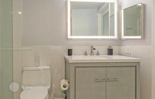 1-bedroom apartments in condo 73 m² in Edgewater (Florida) for $399,000