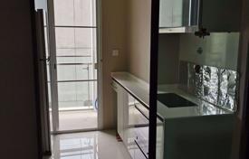 1 bed Condo in The Room Sathorn-TanonPun Silom Sub District for $232,000
