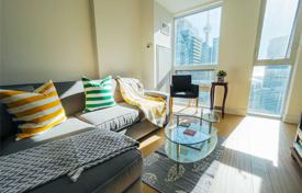 Apartment – Richmond Street West, Old Toronto, Toronto,  Ontario,   Canada for C$1,025,000