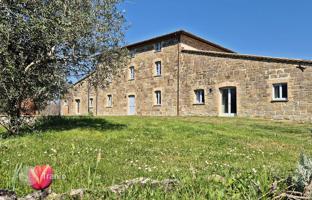 11-bedroom country house 844 m² in Gubbio for 780,000 €