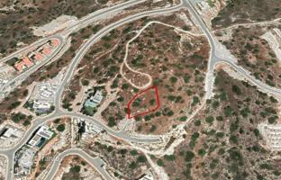 Land plot 1,407 m² in Agios Tychonas for 1,250,000 €