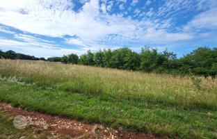 Land plot 1,535 m² in Marcana for 148,000 €