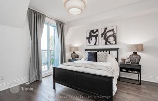 8-bedroom townhouse in Etobicoke for C$1,620,000