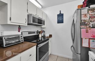 2-bedroom house 135 m² in Pembroke Pines for $350,000