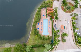 3-bedroom apartments in condo 118 m² in Doral for $440,000