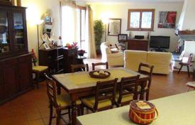 Three-storey villa with sea views in Rosignano Marittimo, Tuscany, Italy for 1,600,000 €