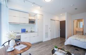 Apartment – Yonge Street, Toronto, Ontario,  Canada for C$700,000