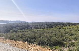 Land plot 664 m² in Vinkuran for 332,000 €