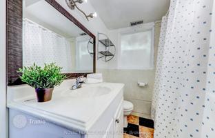 16-bedroom house in Scarborough for C$2,572,000