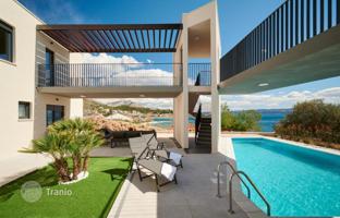 6-bedroom house 250 m² in Omis for 1,100,000 €