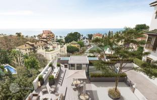 2-bedroom penthouse 128 m² in Malaga for 915,000 €