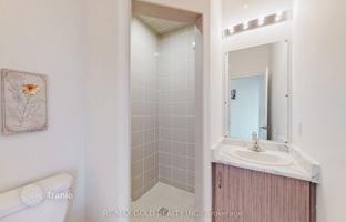7-bedroom townhouse in North York for 989,000 €