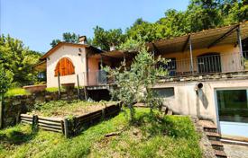 Large estate with a natural reserve, Chianti, Italy for 2,000,000 €
