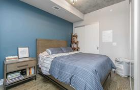 Apartment – Richmond Street West, Old Toronto, Toronto,  Ontario,   Canada for C$901,000