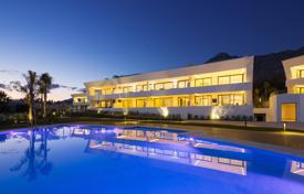 Apartments for sale in Marbella. Unique Duplex Apartment
in Sierra Blanca, the Golden Mile Apartments for sale in Marbella. Unique Duplex Apartment
in Sierra Blanca, the Golden Mile