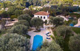 Villa – Mougins, Côte d'Azur (French Riviera), France for 2,980,000 €
