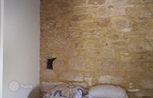 2-bedroom townhouse 72 m² in Agios Tychonas for 690,000 €