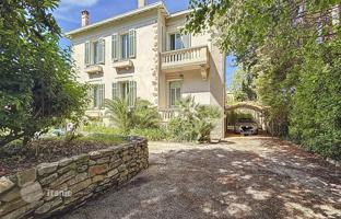 4-bedroom cottage in Cap d'Antibes for 1,990,000 €
