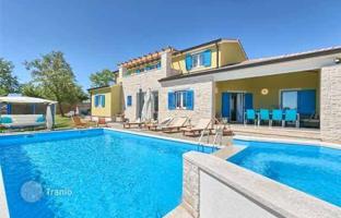 5-bedroom house 187 m² in Istria County for 585,000 €