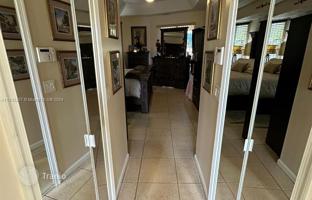 3-bedroom house 242 m² in Florida for $560,000