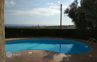5-bedroom cottage 300 m² in Agios Athanasios (Cyprus) for 1,300,000 €