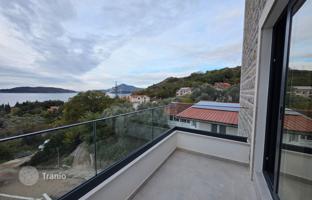 2-bedroom apartment 114 m² in Budva for 396,000 €