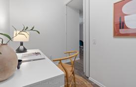 Apartment – Bathurst Street, Toronto, Ontario,  Canada for C$906,000