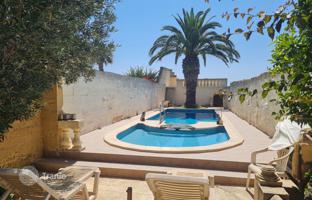3-bedroom house 220 m² in Santa-Luchiia for 950,000 €