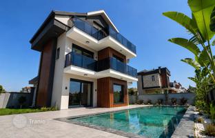 4-bedroom villa 210 m² in Foça for 47,976,000 TRY