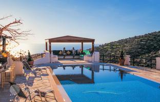 3-bedroom villa in Tsada for 1,180,000 €