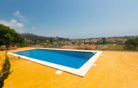 5-bedrooms townhome 470 m² in Costa del Maresme, Spain for 750,000 €