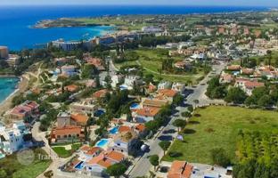 4-bedroom cottage 273 m² in Coral Bay for 1,872,000 €