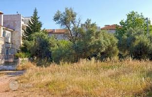 Land plot 235 m² in Athens for 250,000 €